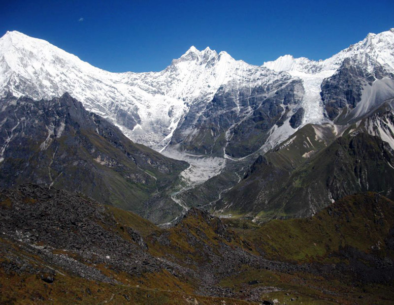 Ganja-La Pass Trek